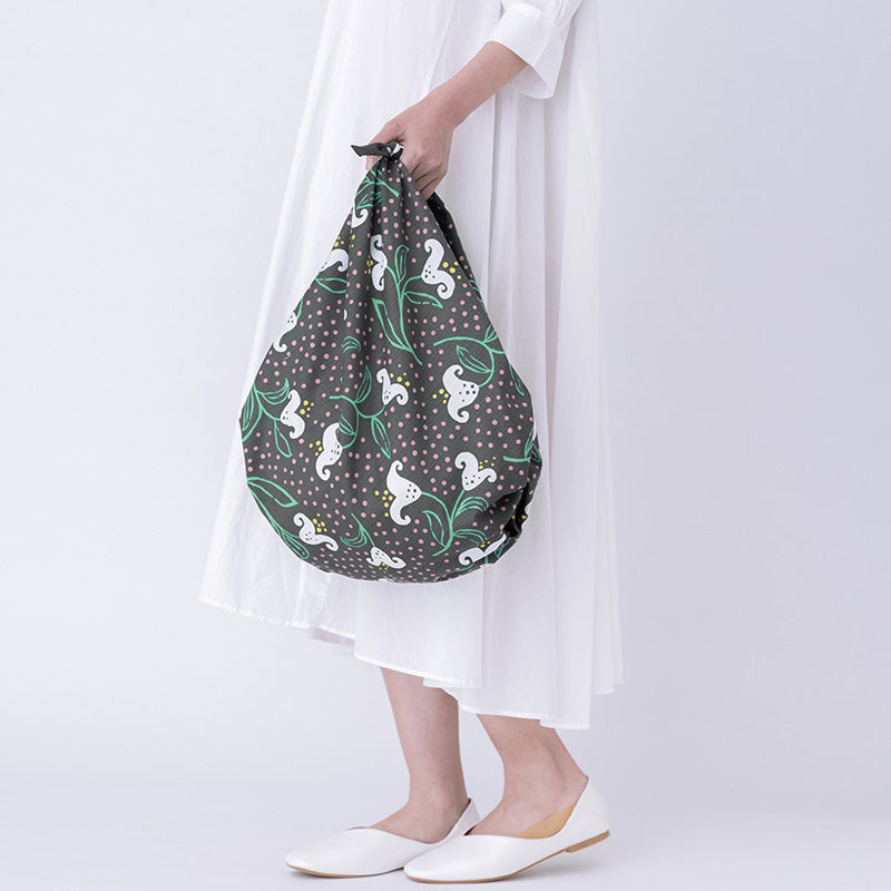 90 Yumeji Takehisa | Lily Gray